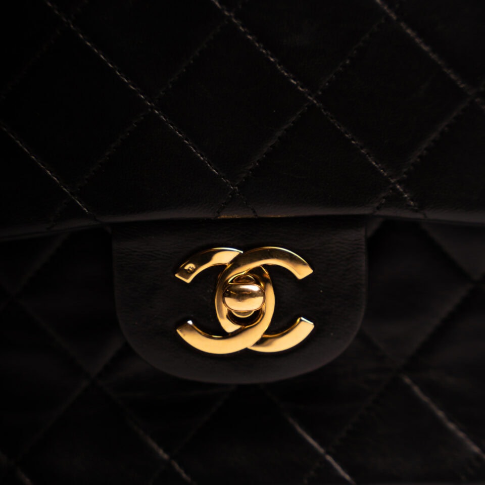 vintage chanel double flap medium