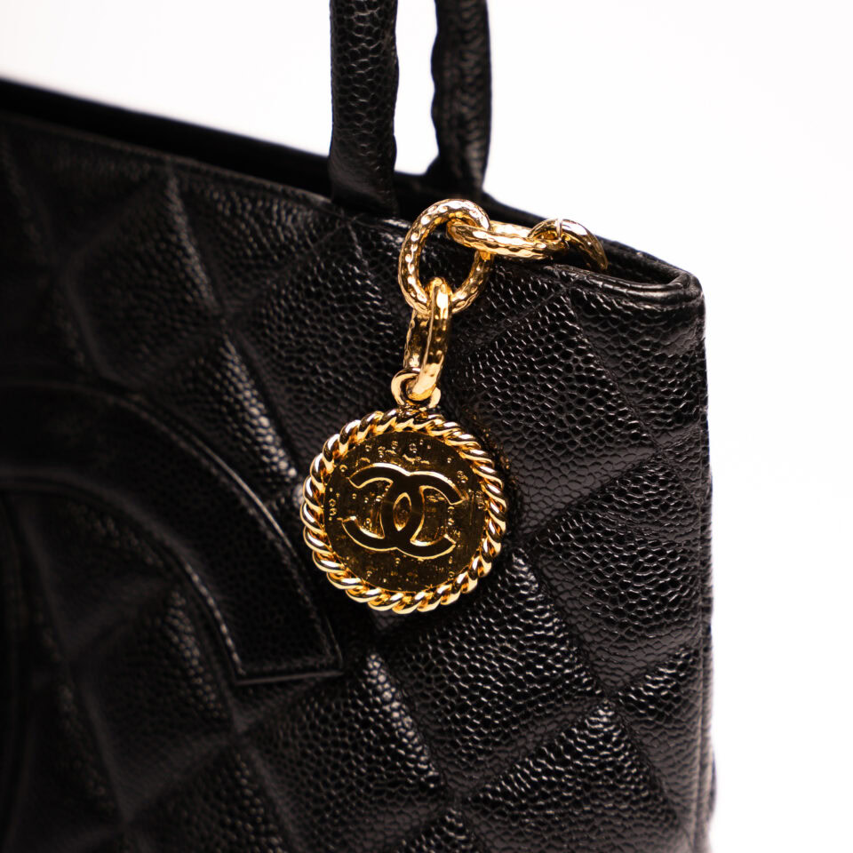 Chanel Vintage Classic tote bag