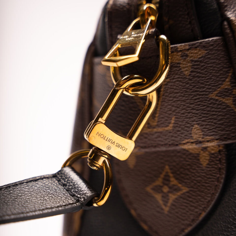 LV Monogram multi pocket 2-way handbag